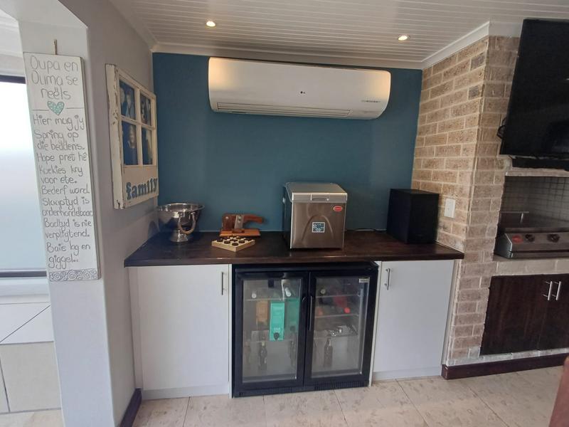 3 Bedroom Property for Sale in Gordons Bay Western Cape